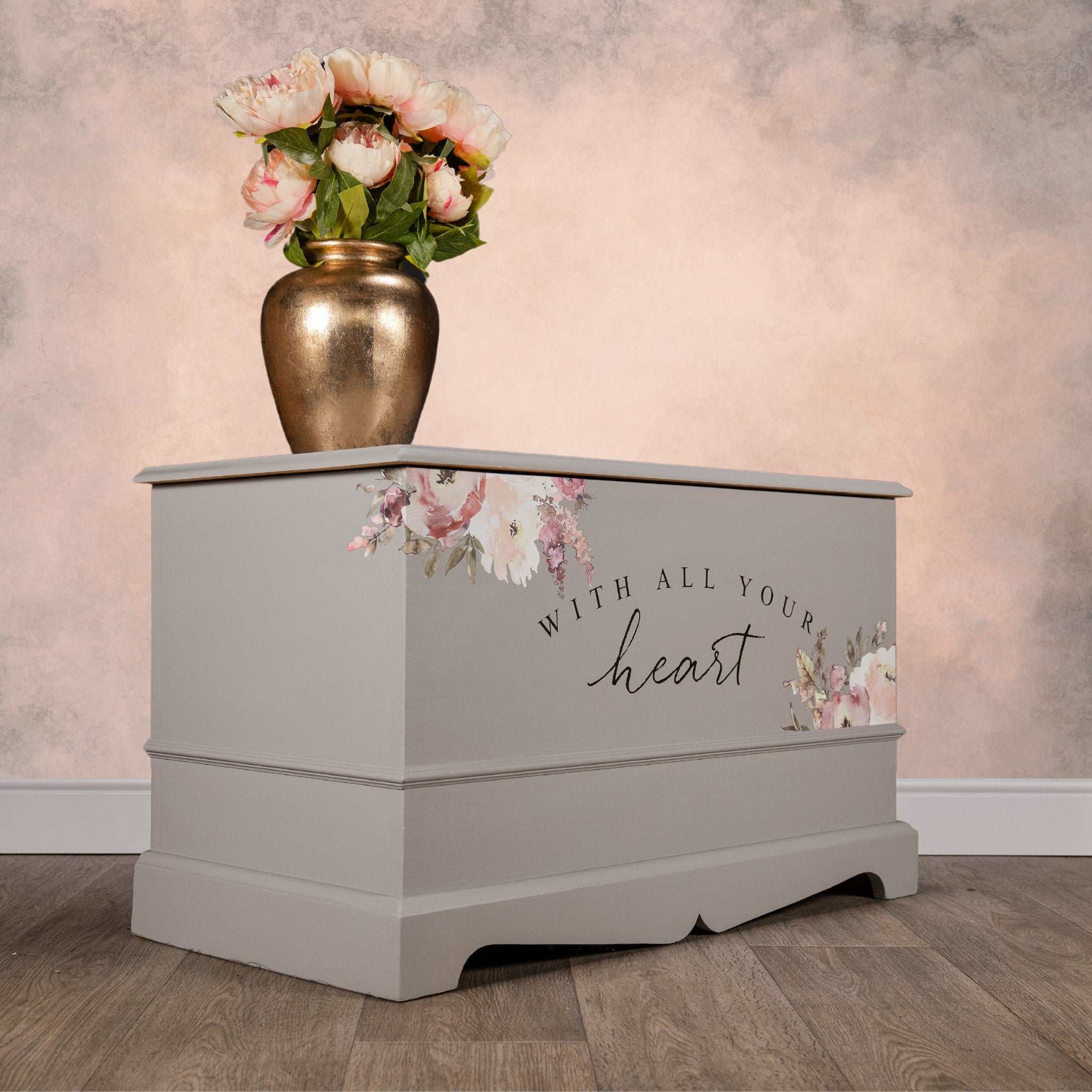 Personalised store blanket box